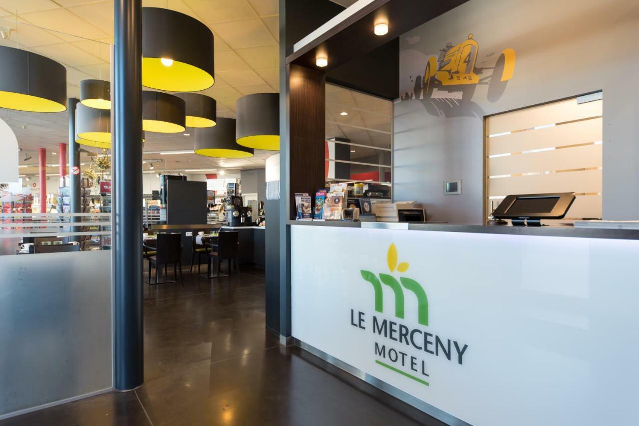 Le Merceny Motel Bastogne Kültér fotó